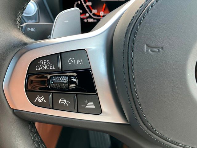 X4 M40i RHD