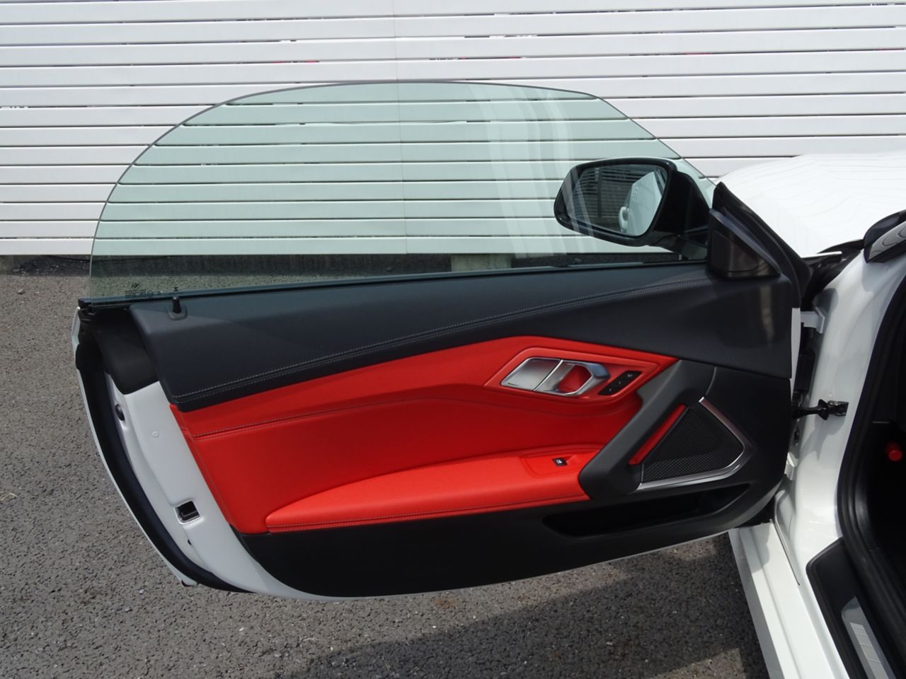 G29 z4 sDrive20i RHD