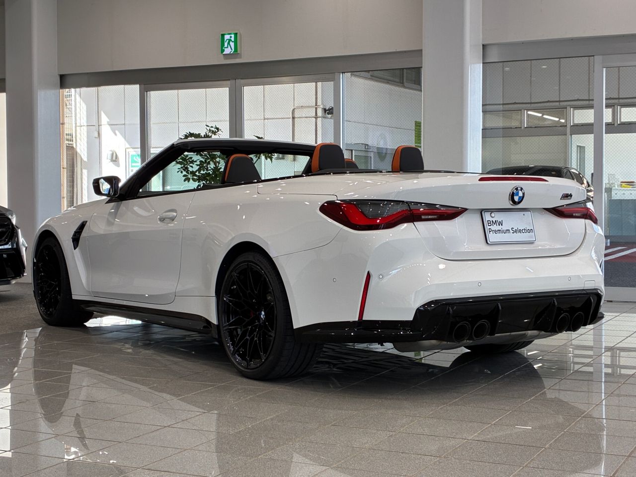 G83 M4 Competition M xDrive Competition RHD