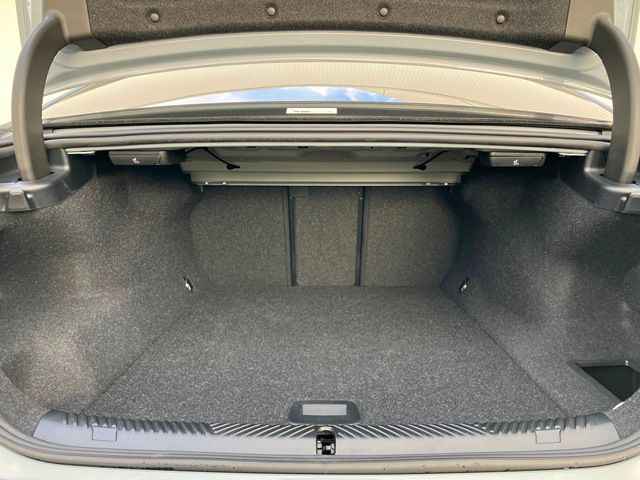 BMW i5 eDrive40 Sedan RHD