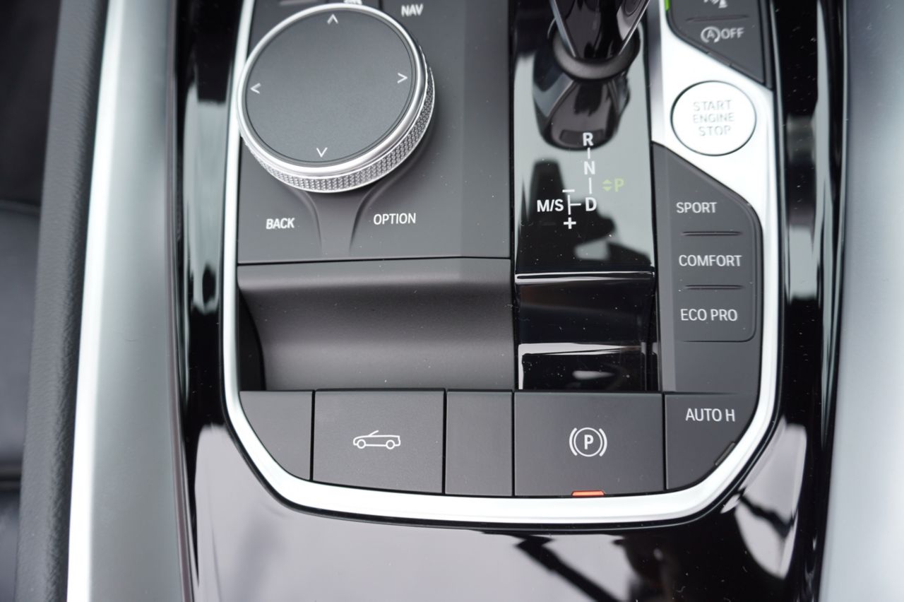 G29 z4 sDrive20i RHD