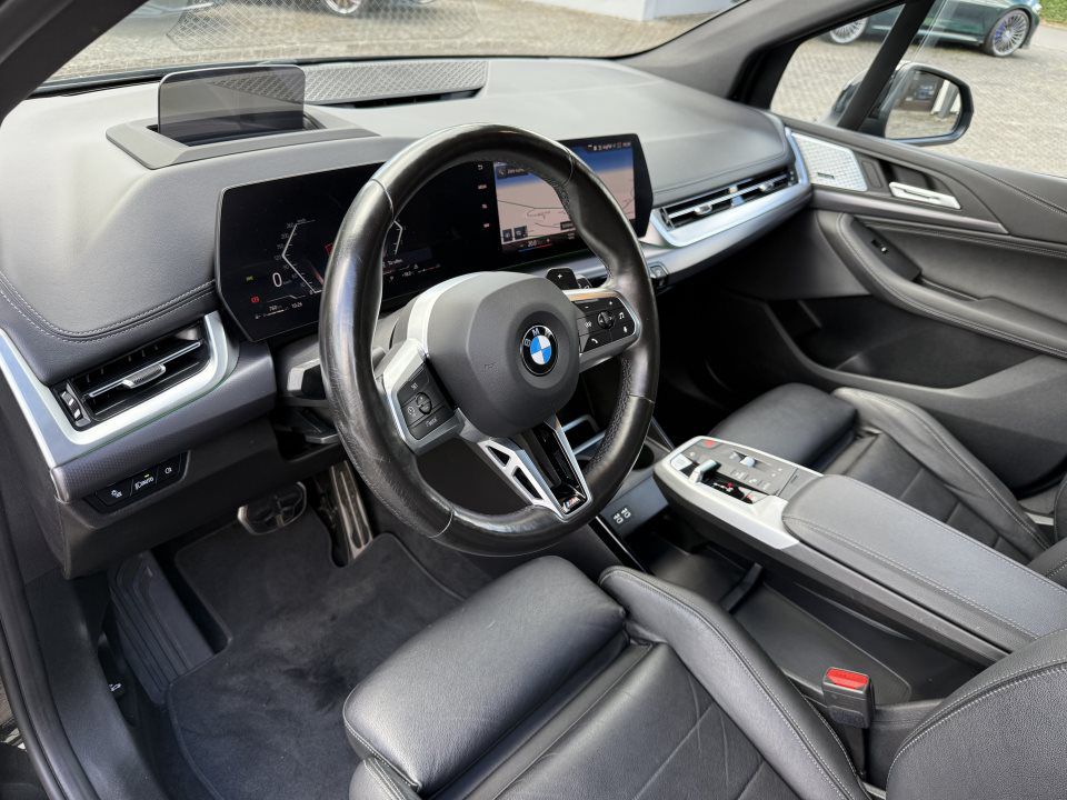 BMW 218
