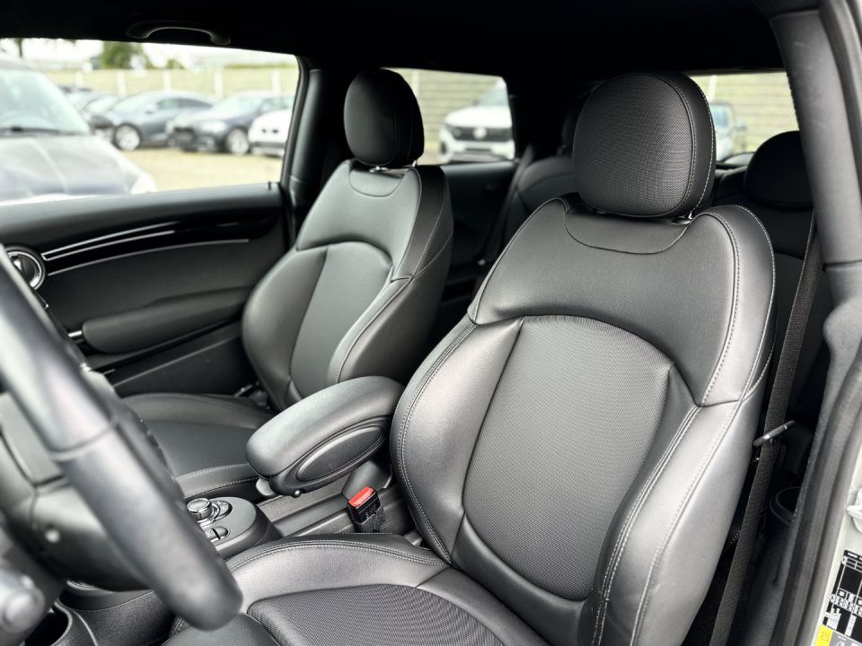 MINI Cooper SE