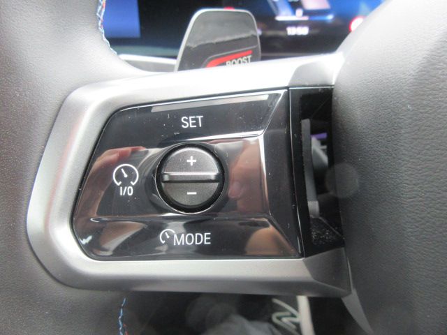 BMW i5 M60 xDrive Sedan RHD