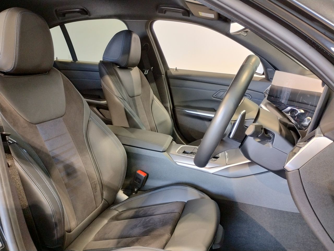 320d xDrive Berline RHD
