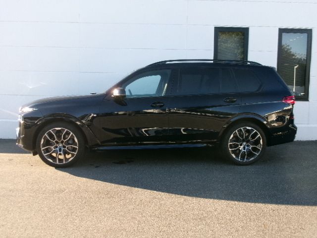 X7 xDrive40d RHD US