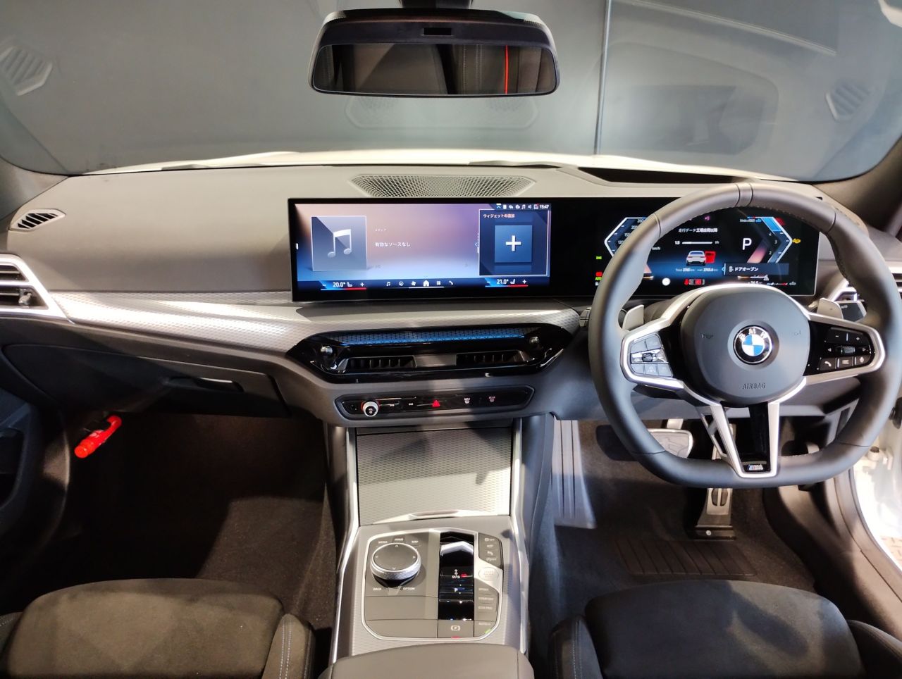 320d xDrive Berline RHD