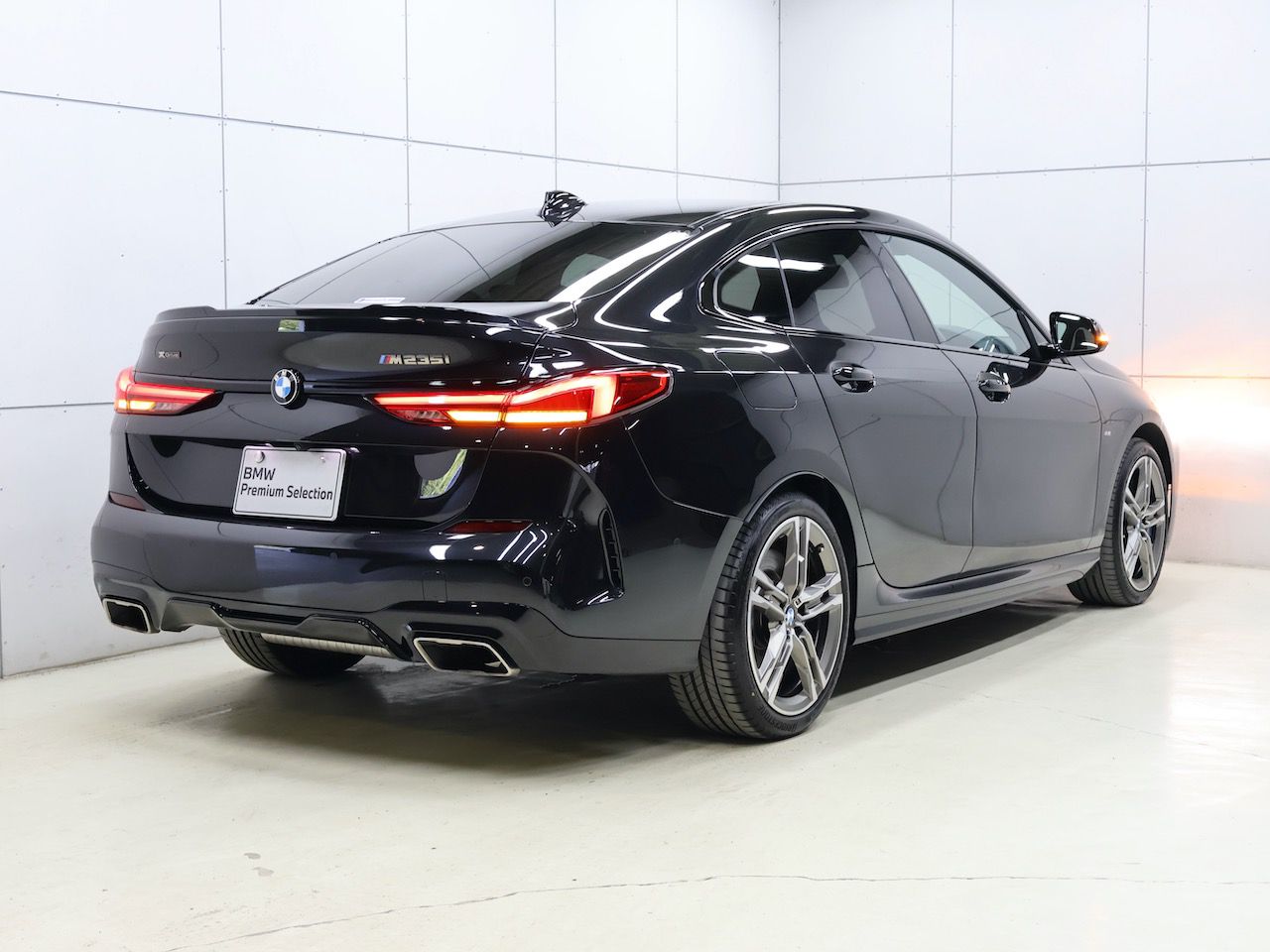 F4* **35i xDrive **** ***** B48 2.0i
