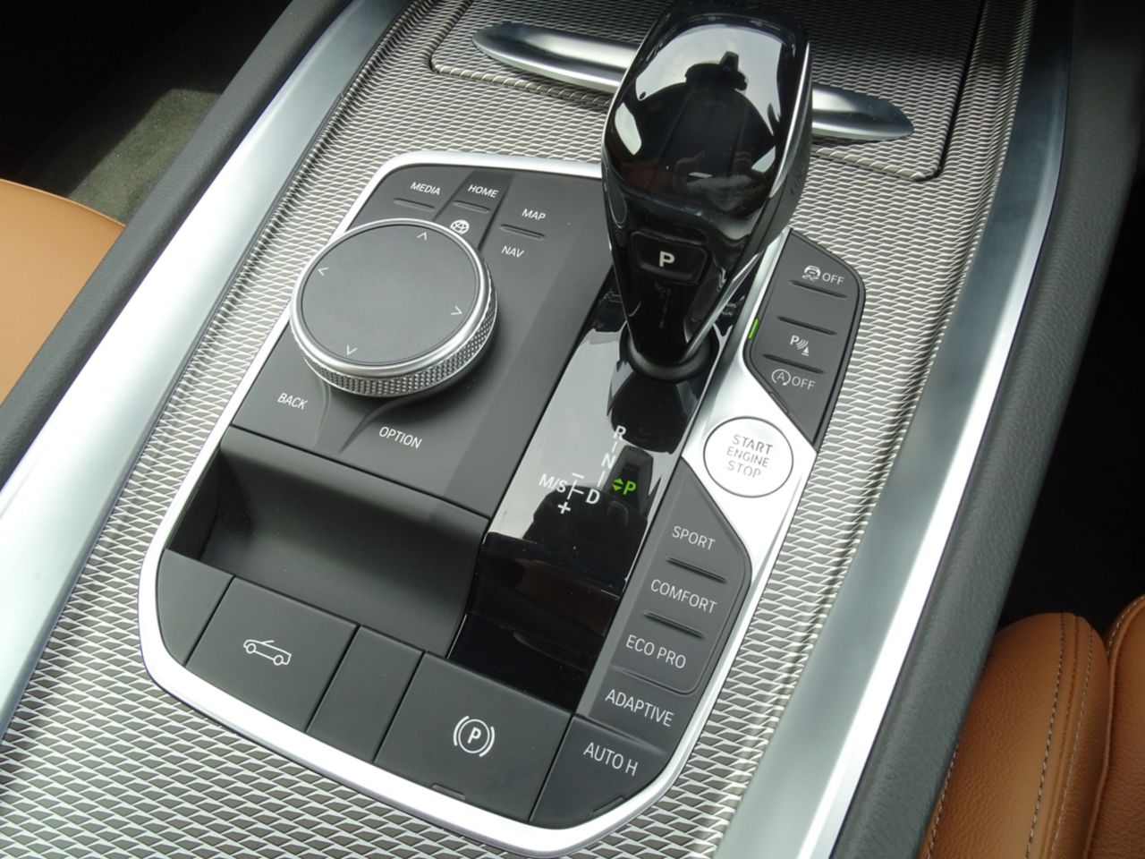G29 Z4 M40i RHD