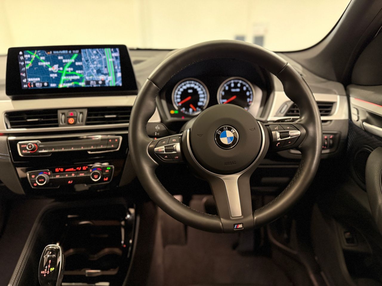 X1 sDrive18i RHD