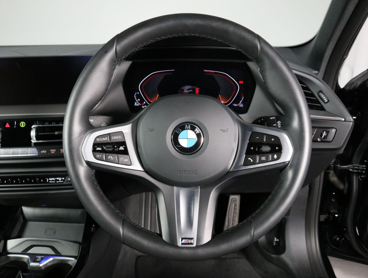 F40 118d Sports Hatch 5-door B47 2.0d
