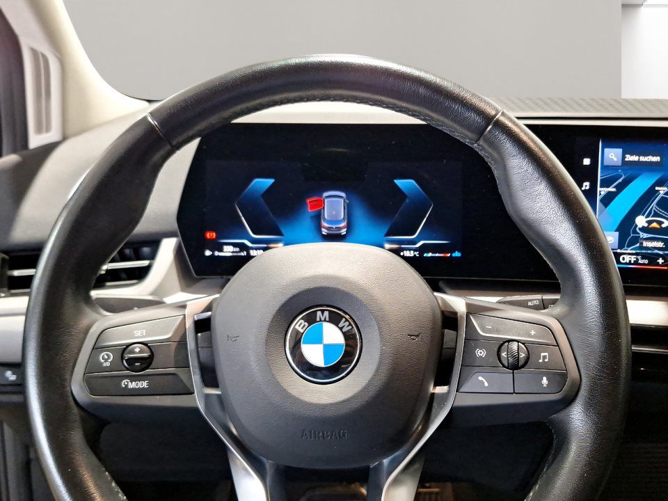 BMW 218