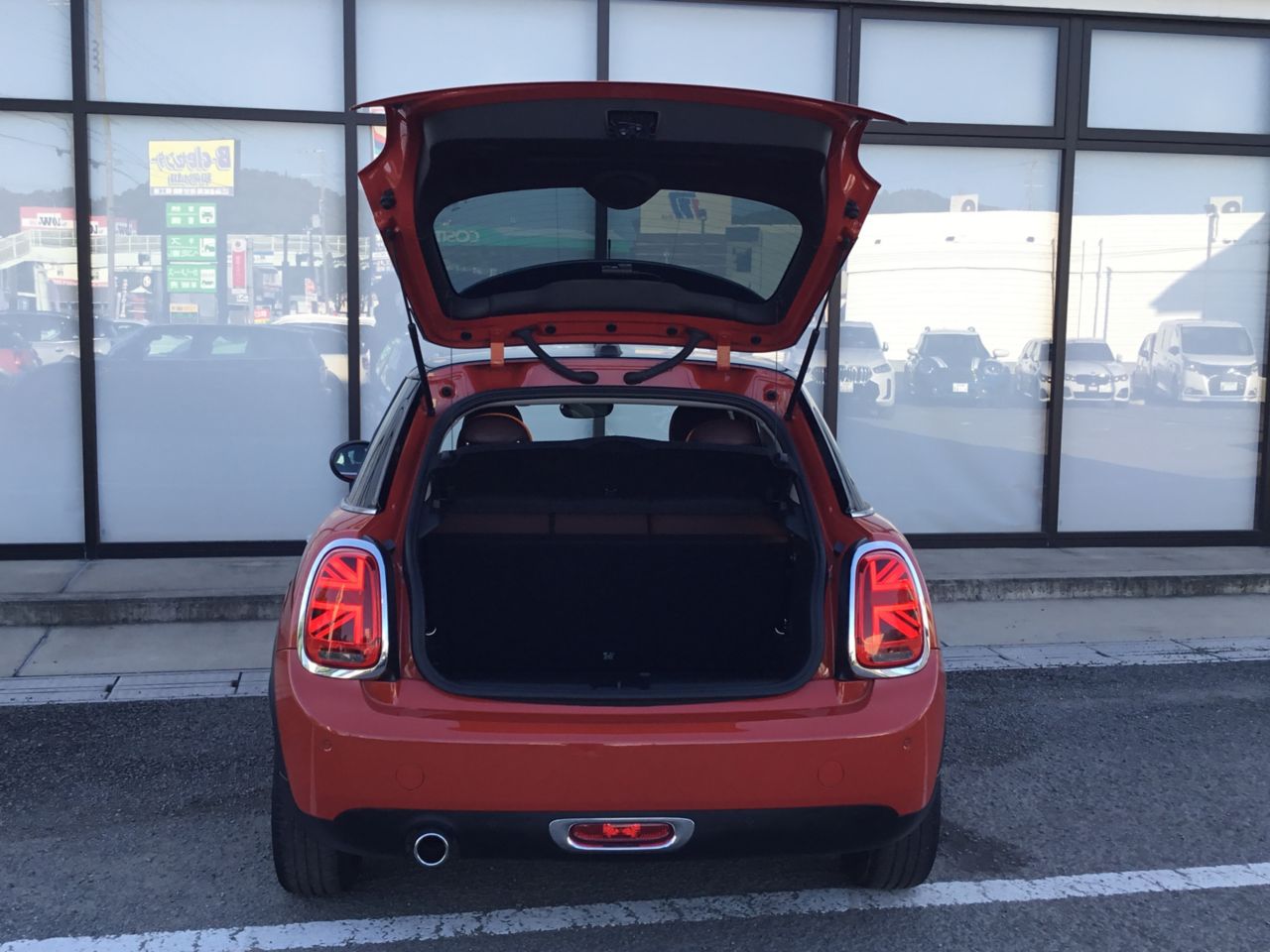 F55 MINI Cooper 5-Door Hatch LCI