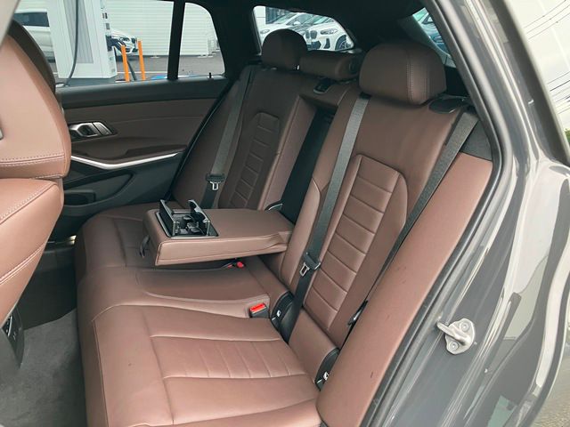 G21 320d xDrive Touring RHD