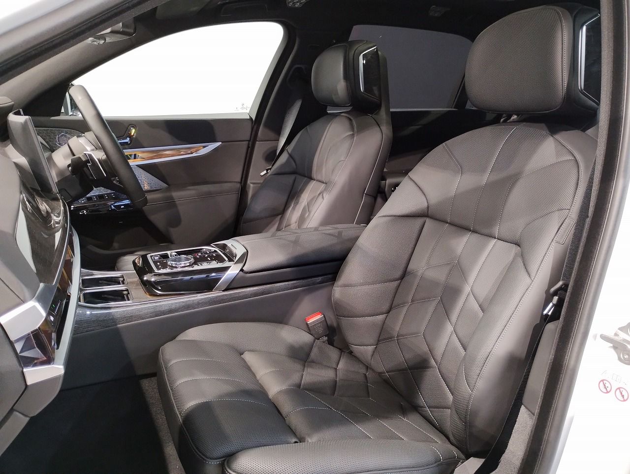 BMW i7 eDrive50 Sedan RHD