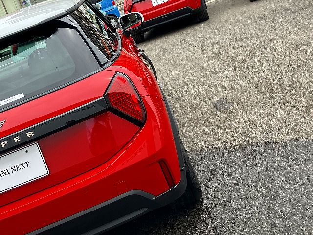 F66 MINI Cooper C 3Dr
