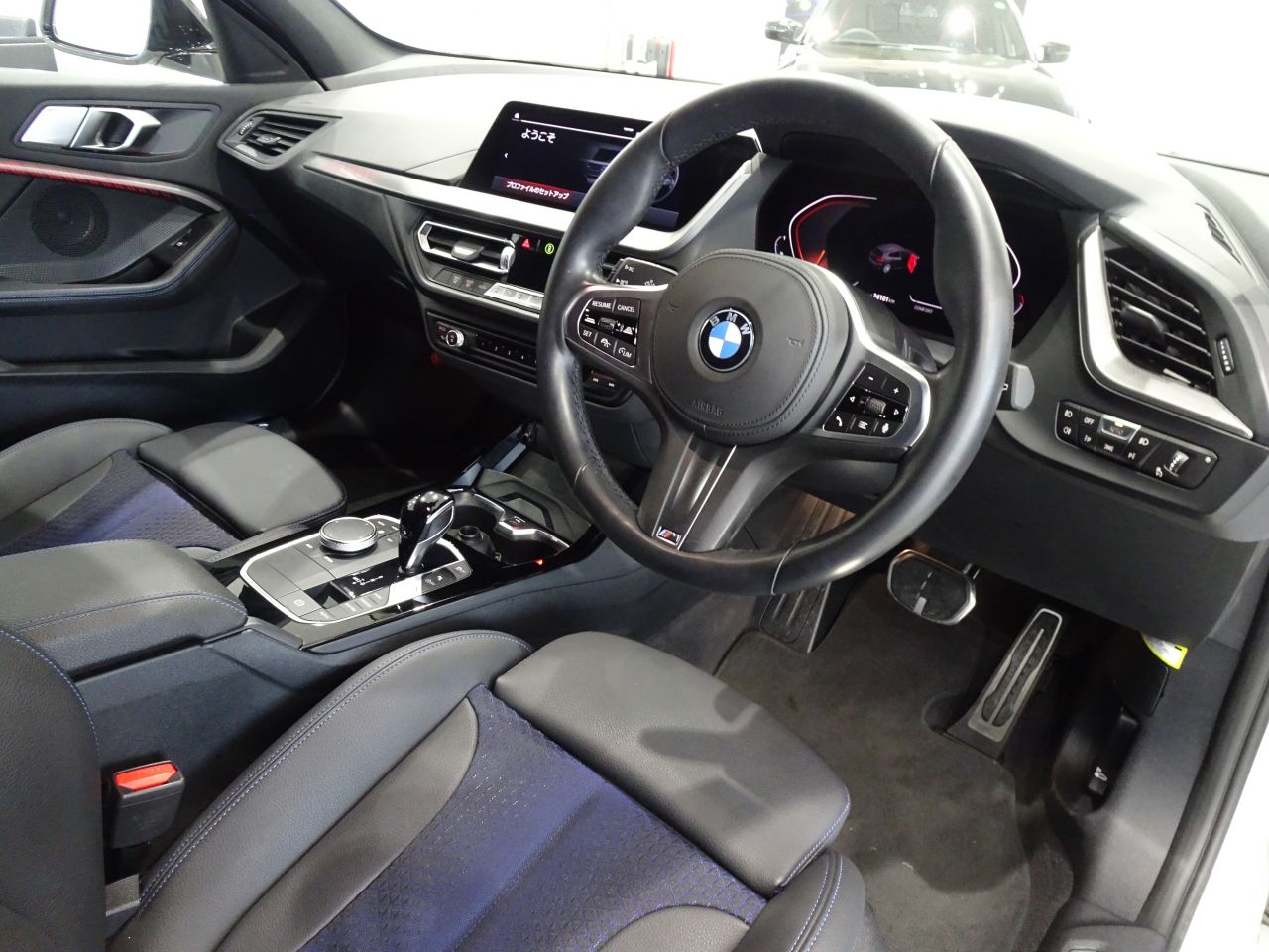 F40 118d Sports Hatch 5-door B47 2.0d