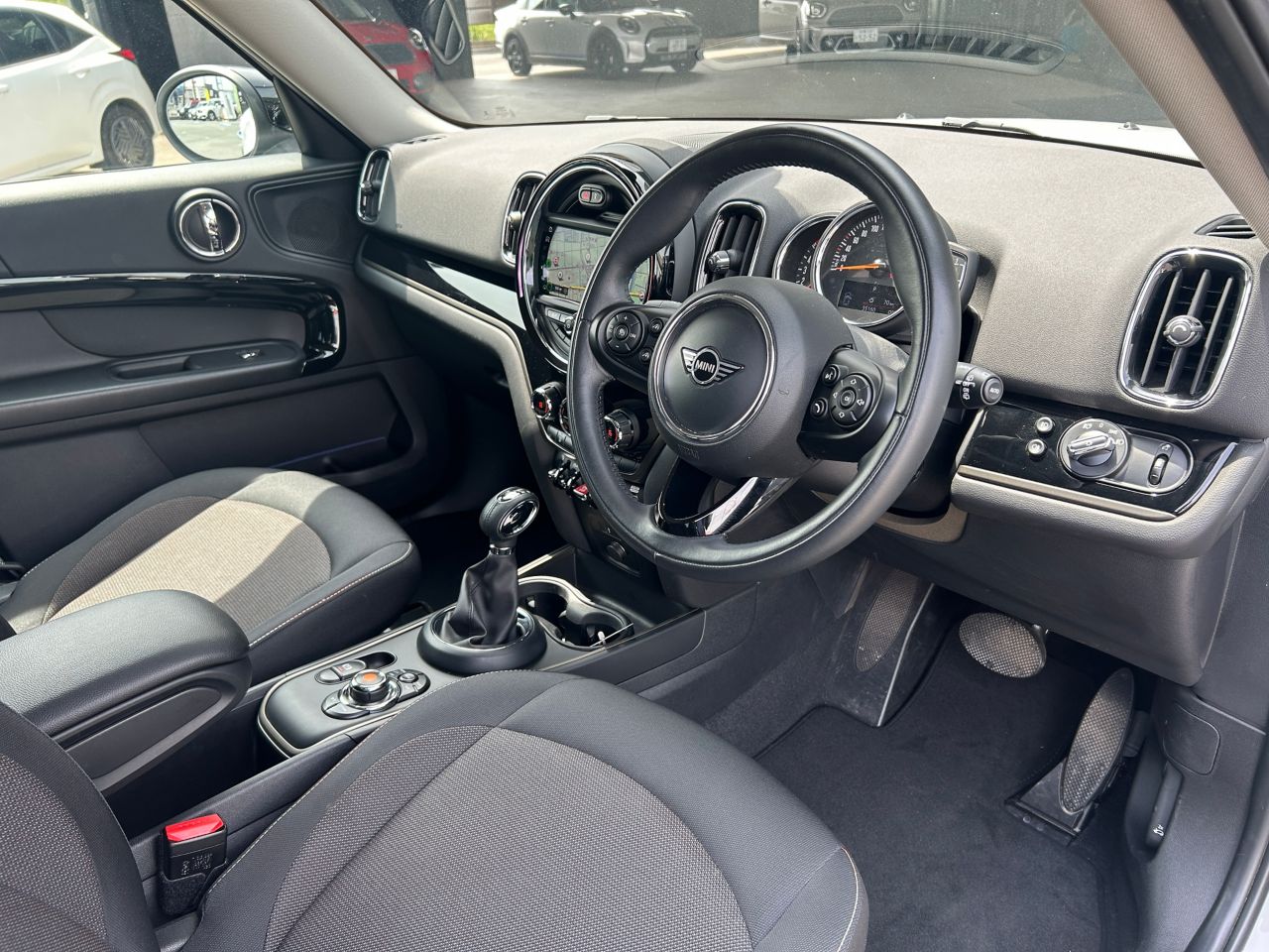 MINI CROSSOVER COOPER D