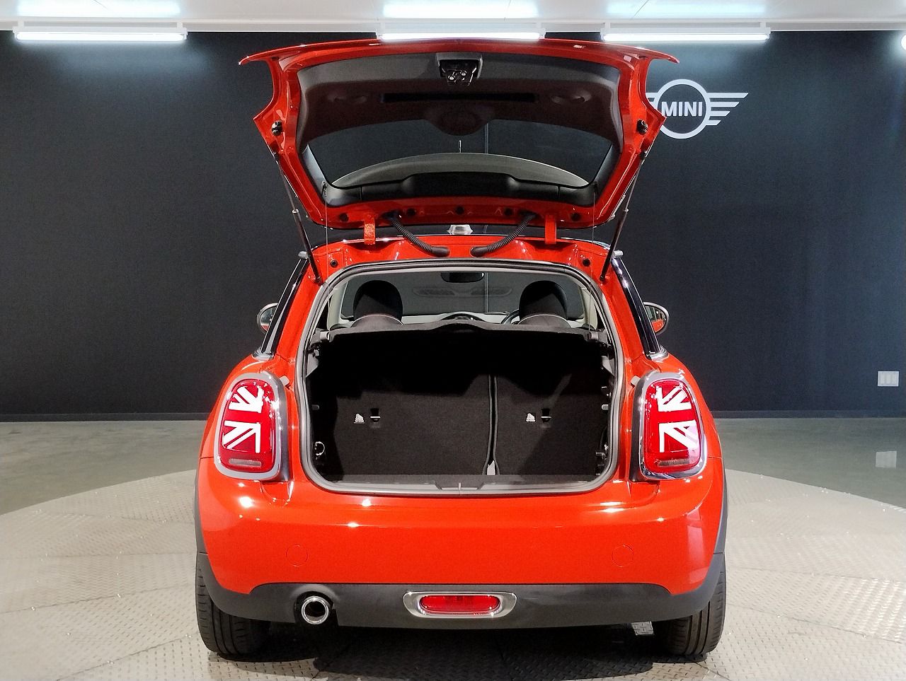 F56 MINI Cooper 3-Door Hatch LCI