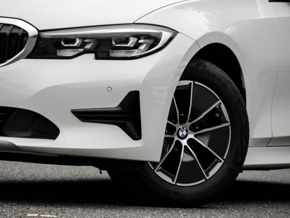 BMW 318