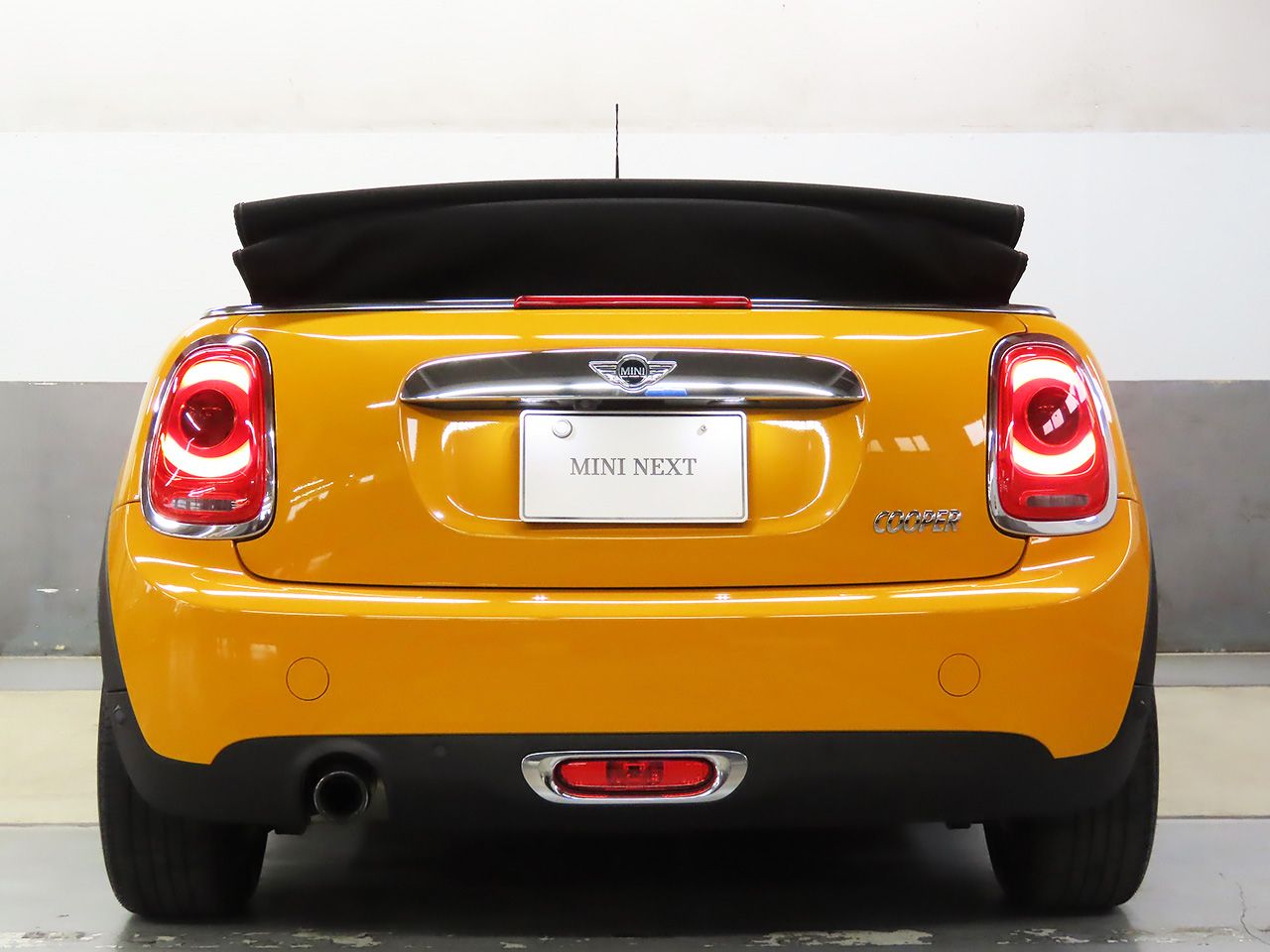 MINI CONVERTIBLE COOPER