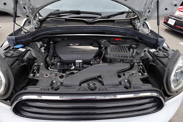 MINI CROSSOVER COOPER D ALL4