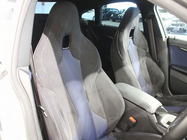F4* **35i xDrive **** ***** B48 2.0i