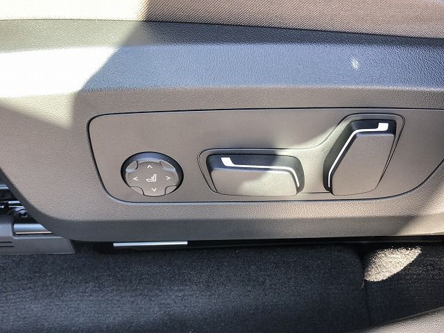 X3 M50 US