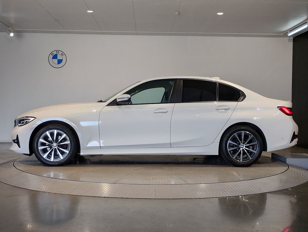 318i Berline RHD
