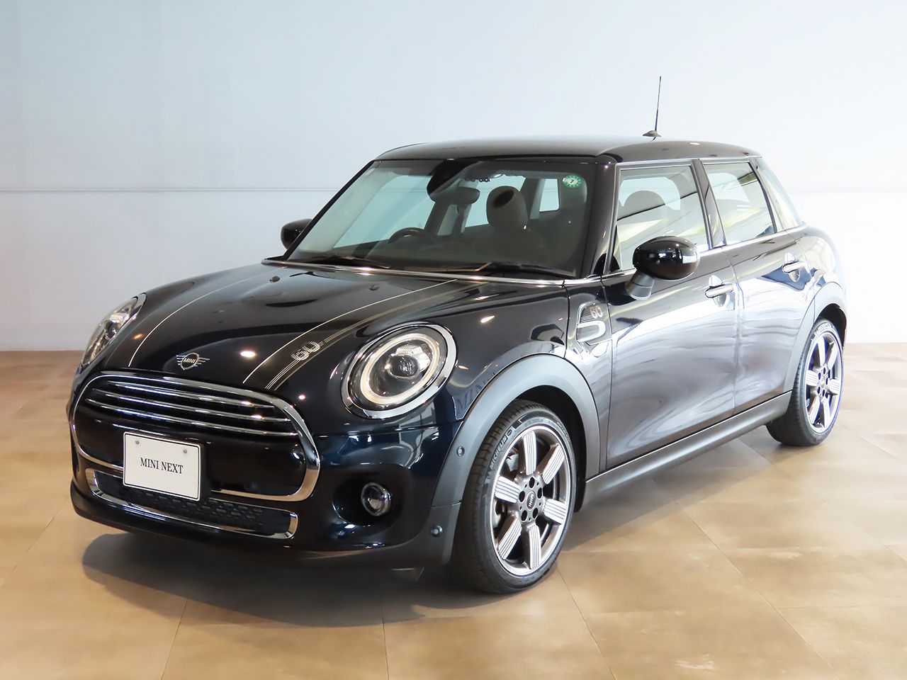 MINI COOPER D 5 DOOR.