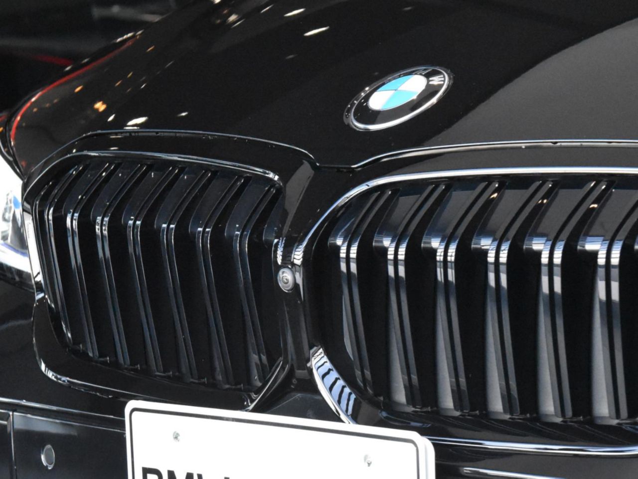 320d xDrive Berline RHD