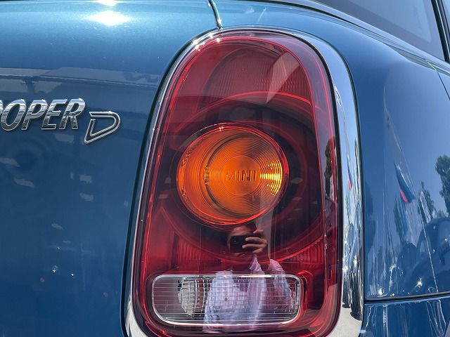 MINI CROSSOVER COOPER D