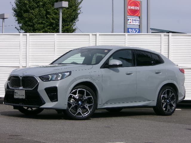 iX2 xDrive30 M Sport