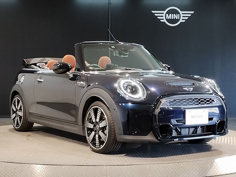 MINI Cooper S Convertible RHD