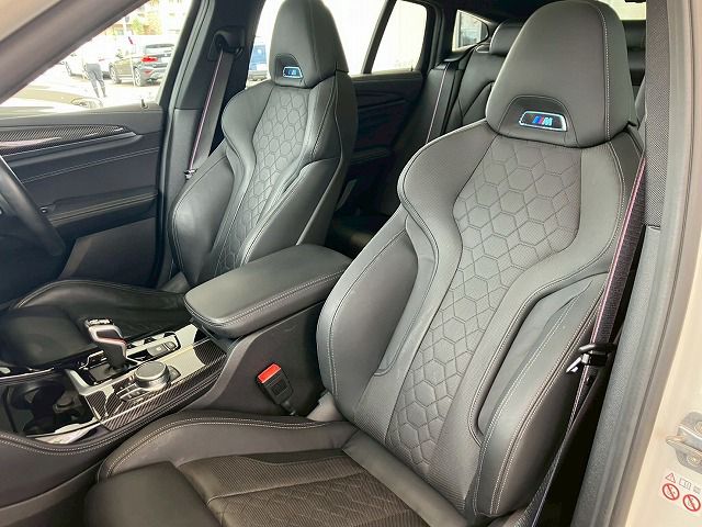 X4 M RHD