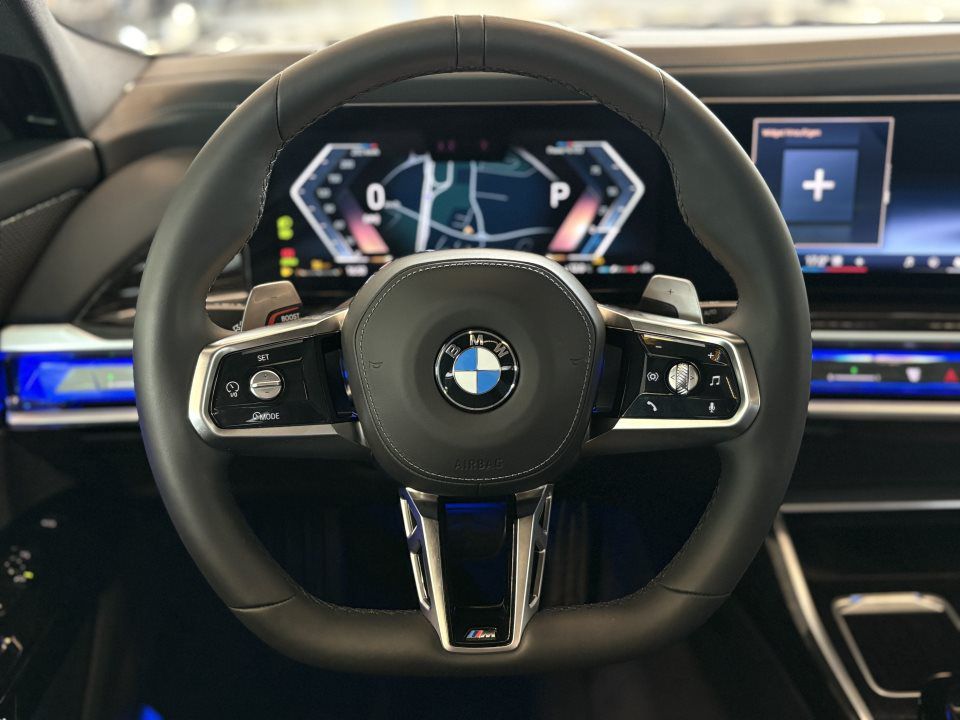 BMW 740