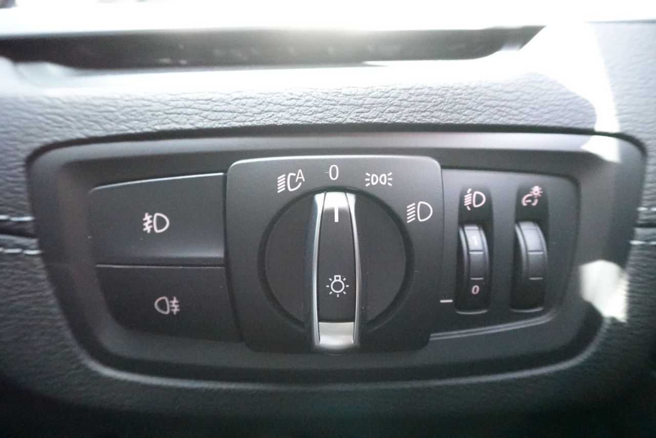 X1 sDrive18i RHD