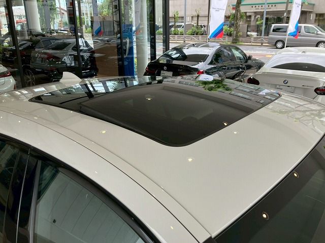 X4 M RHD