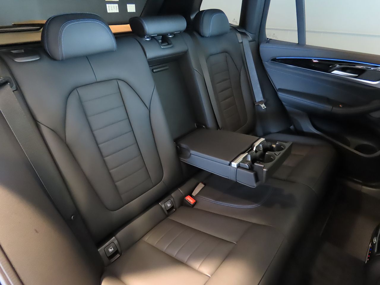 G08 iX3 BEV RHD