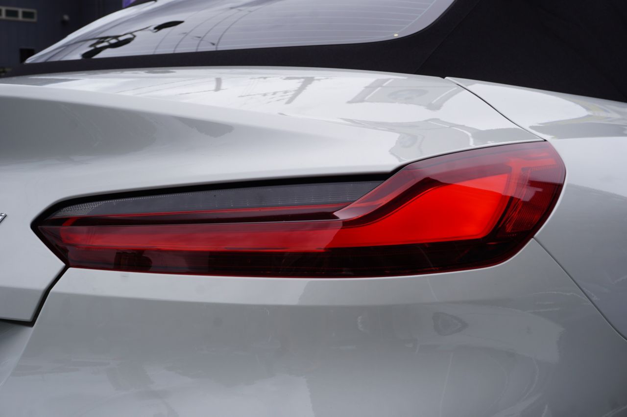 G29 z4 sDrive20i RHD