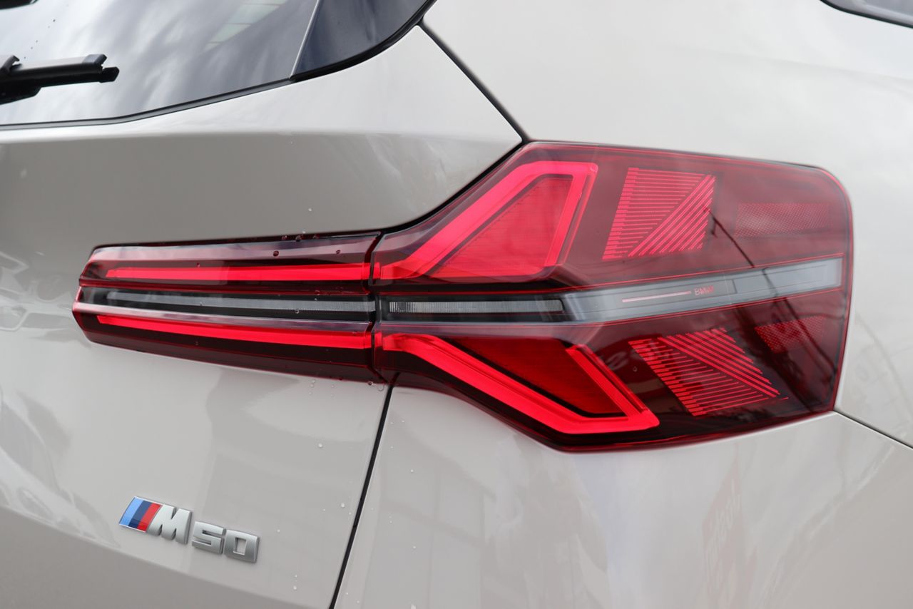 X3 M50 US