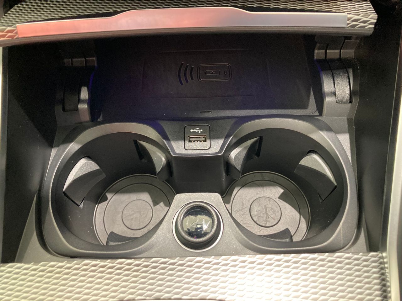 G42 220i Coupe