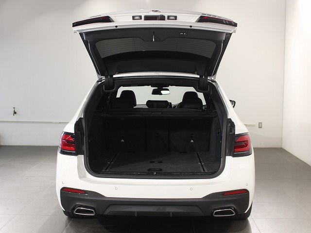 520d xDrive Touring RHD