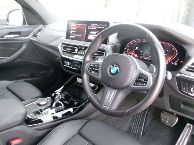 iX2 xDrive30 MSP