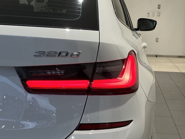 G21 320d xDrive Touring RHD