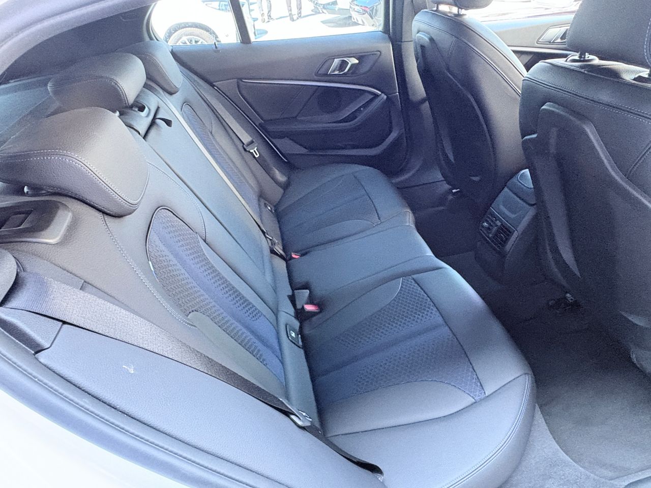 F40 118d Sports Hatch 5-door B47 2.0d