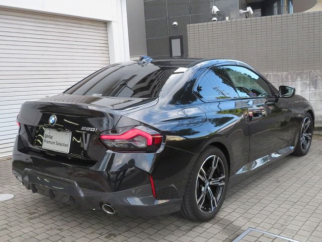 G42 220i Coupe