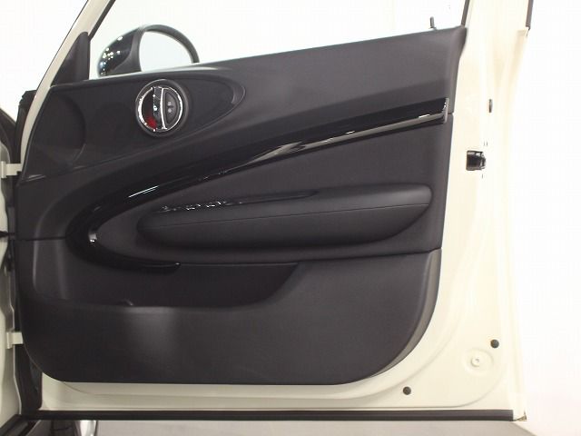 MINI CLUBMAN COOPER D