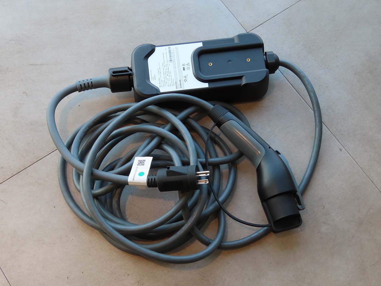 J05 MINI Aceman SE