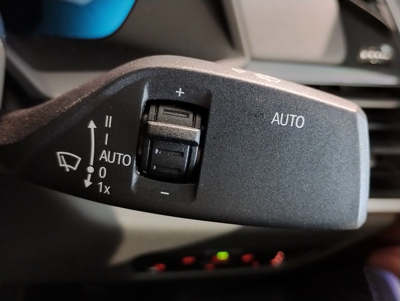 X* M50i RHD